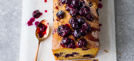 Blueberry yogurt cake