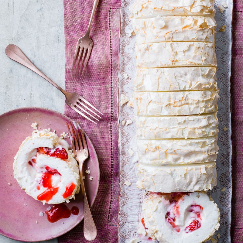 Photo of Eton mess roulade by WW