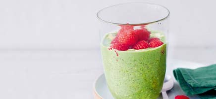 Grön havre- och chiapudding med hallon
