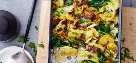 Hack-Lauch-Auflauf mit Kartoffeln