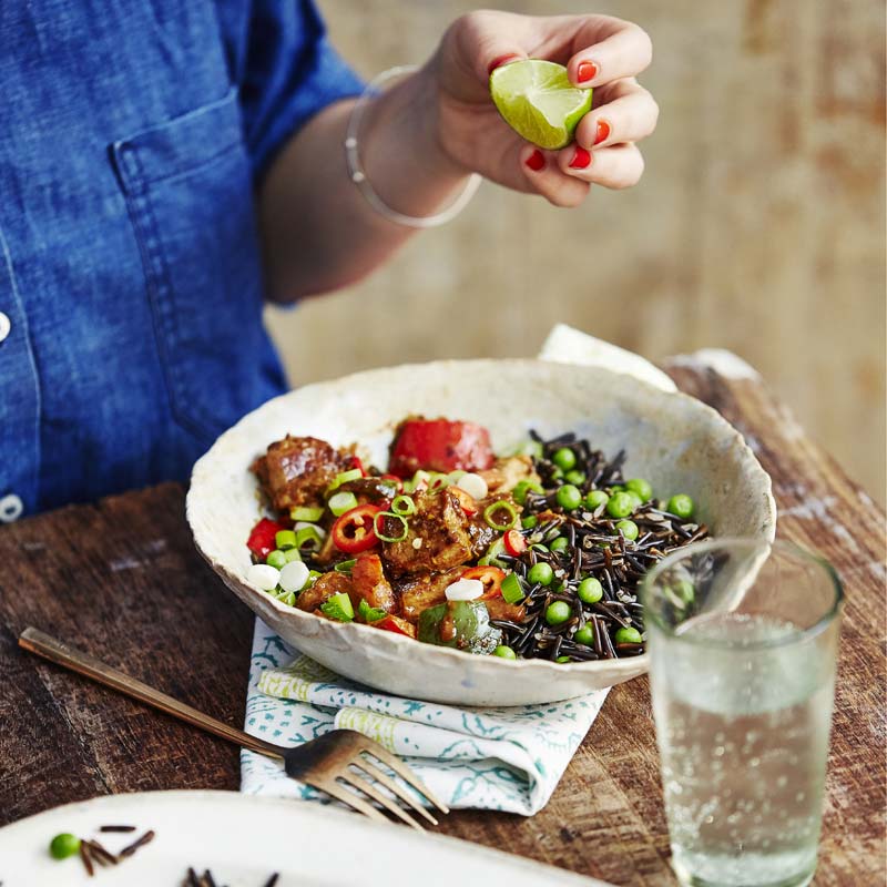 ViktVäktarna - Jordnötsmarinerad fläskkarré med svart ris