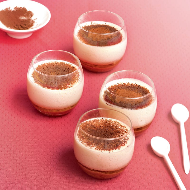 Tiramisu au tofu soyeux et aux cigarettes russes