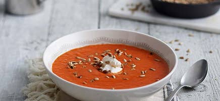 Rostad paprika- och bönsoppa med citronricotta