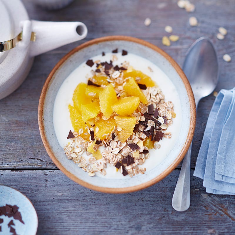 Skyr met sinaasappel en chocomuesli