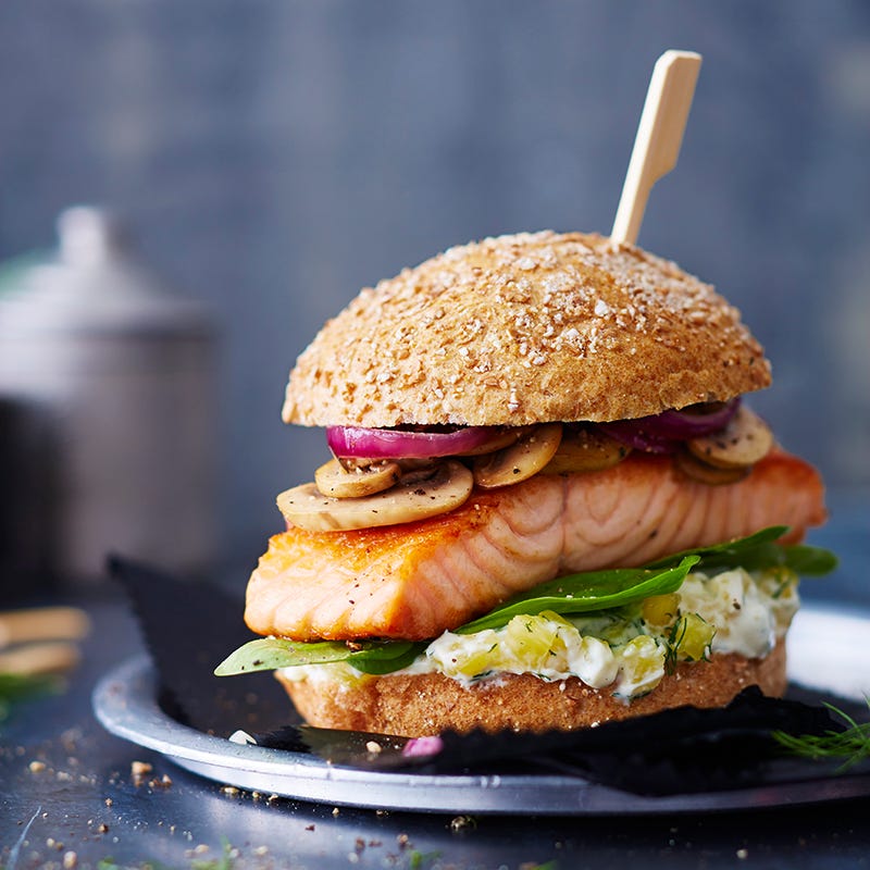 Foto van Zalmburger met ananas door WW