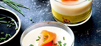 Pannacottas au saumon fumé