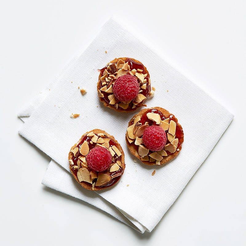 Photo of Super-easy Linzer tarts by WW