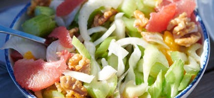 Venkel-selderijsalade met grapefruitdressing