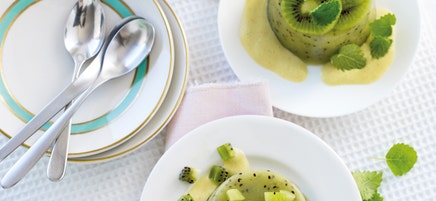 Kiwipudding met vanillesaus