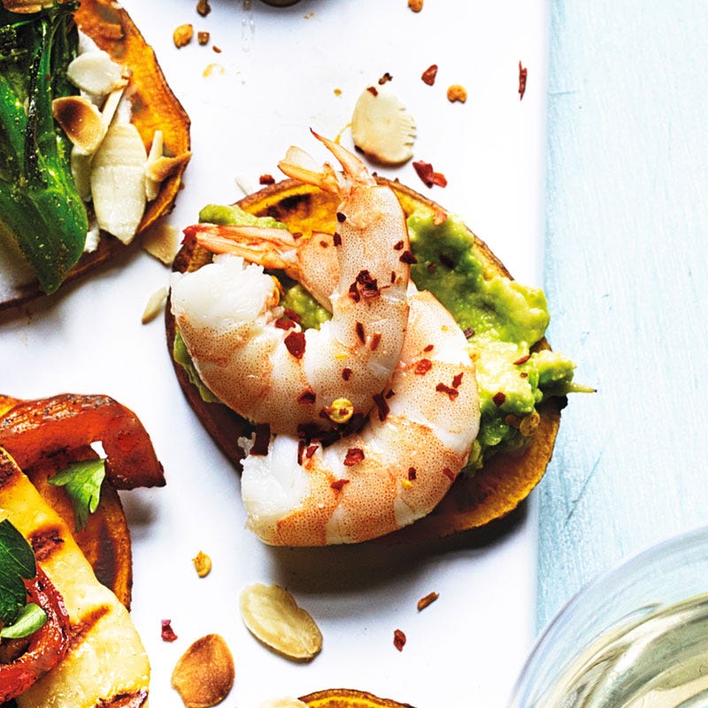 Süßkartoffel-Canapés mit Garnele & Avocado