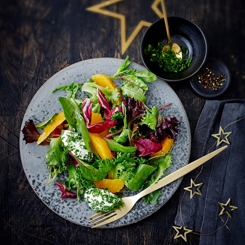 Foto van Salade met sinaasappelvinaigrette en zuivelspreadquenelles door WW