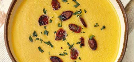 Soupe de légumes aux graines de courge à l’orientale