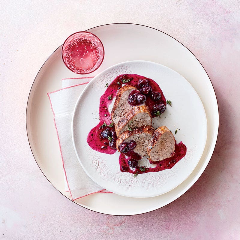 Roast pork tenderloin with fresh blueberry sauce