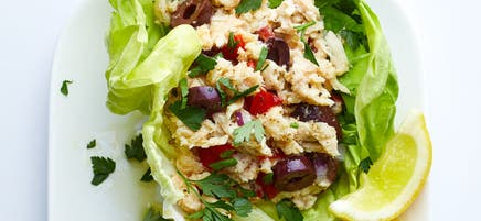 Roulés de laitue à la salade de thon méditerranéenne