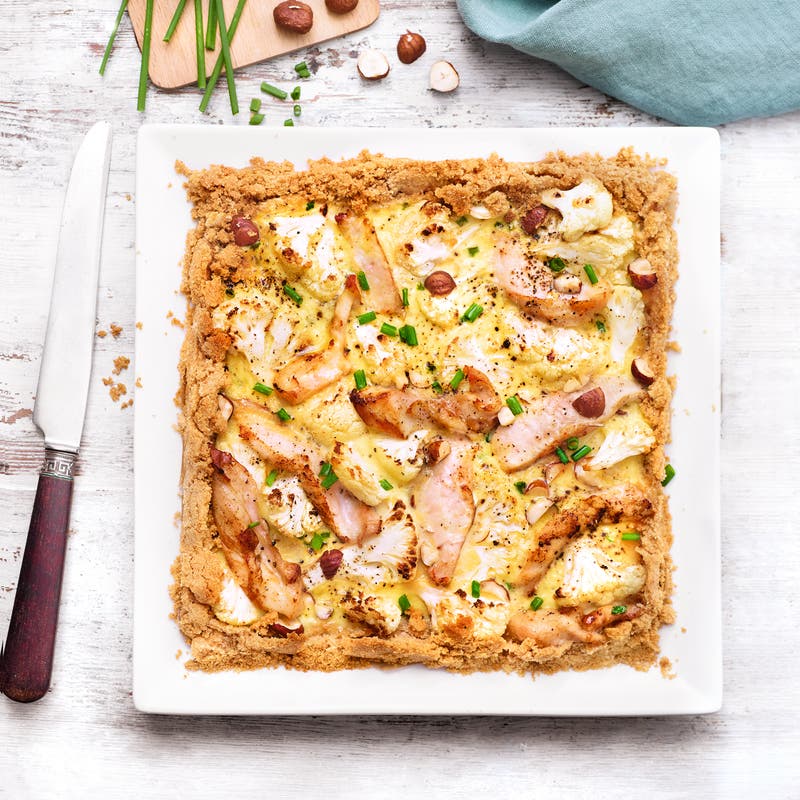 Tarte moelleuse au lapin, à l'ail et aux fines herbes