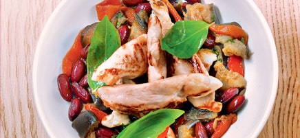 Légumes fondants au basilic et aiguillettes de poulet