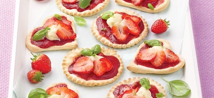 Pizzettes aux fraises et au chocolat blanc