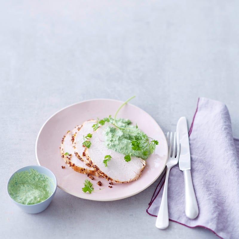 Honig-Senf-Trutenbrustbraten mit grüner Sauce