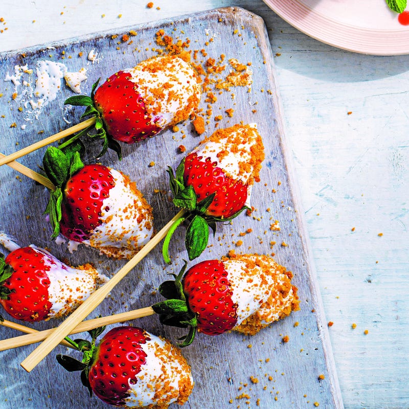 Photo of Strawberry & marshmallow skewers by WW