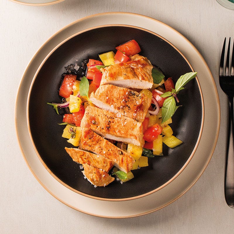 Schnitzel auf scharfer Ananas