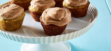 Mini banana cupcakes with Nutella frosting
