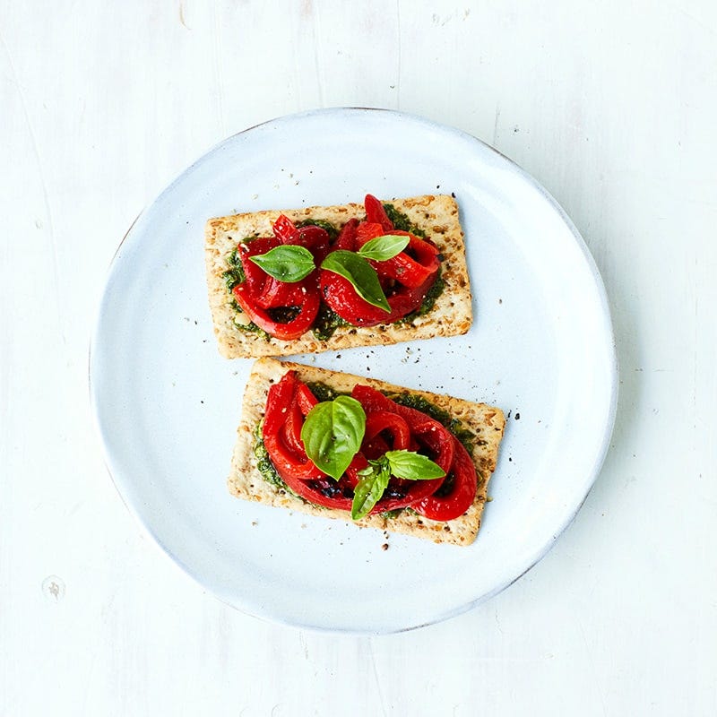 Photo of Pesto and capsicum crispbread by WW
