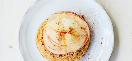 Apple and cinnamon crumpet