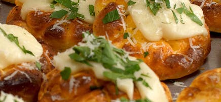 Garlic-Cheese Cloud Bread