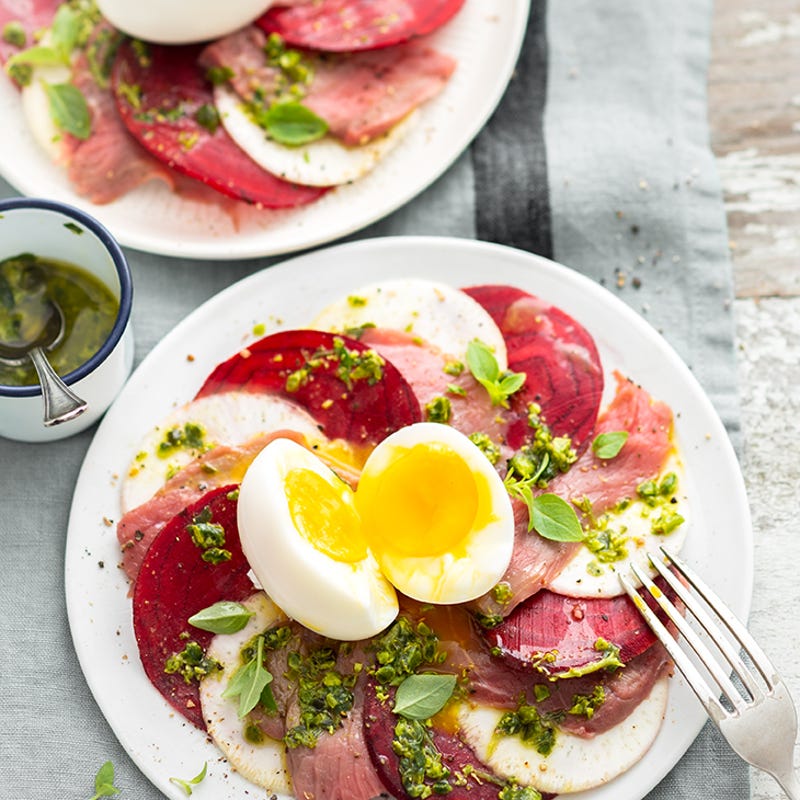 Œuf mollet sur carpaccio