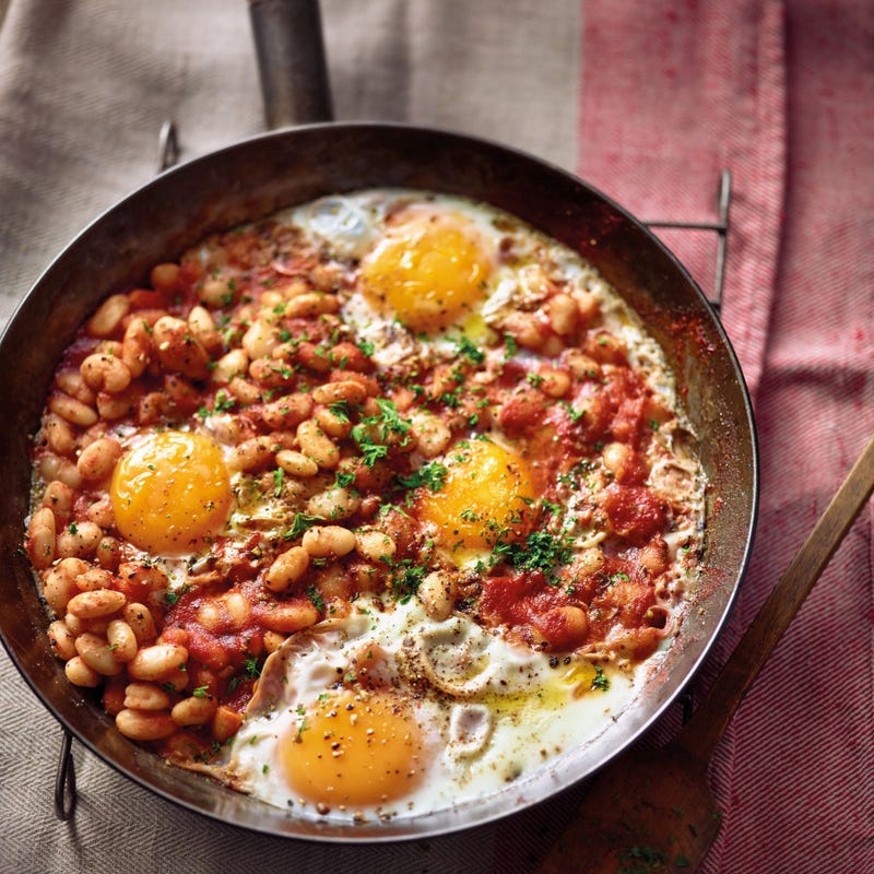 Haricots aux œufs au plat