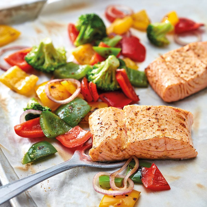 Lachs-Gemüse-Blech