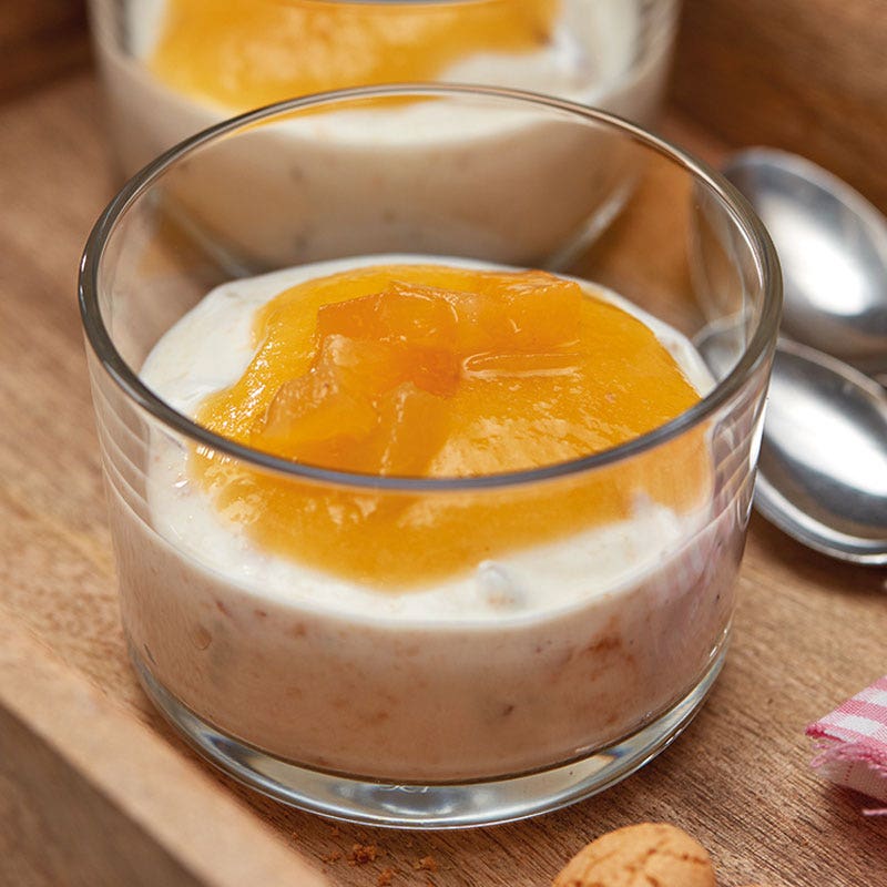 Mandelcreme mit Aprikosen