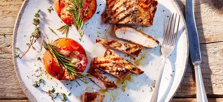 Escalope de dinde et tomates grillées