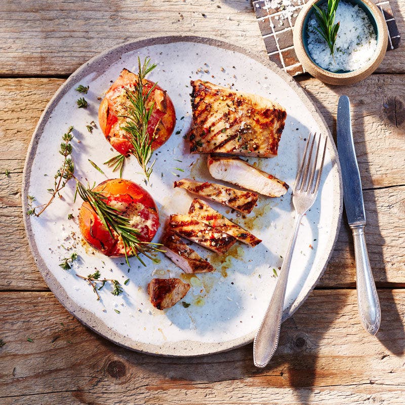 Trutenschnitzel mit Grilltomaten