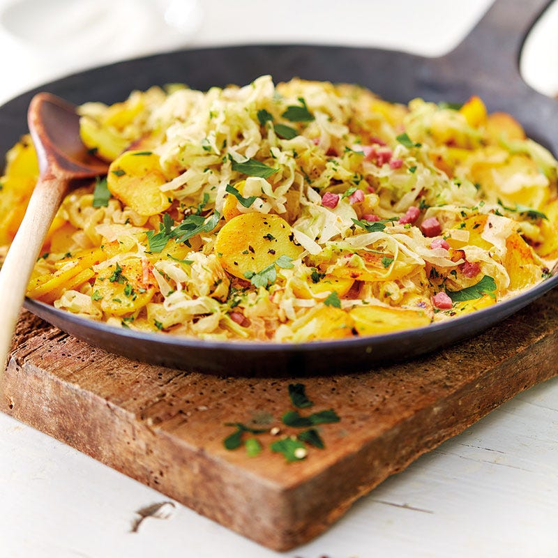Weißkohlpfanne mit Kartoffeln