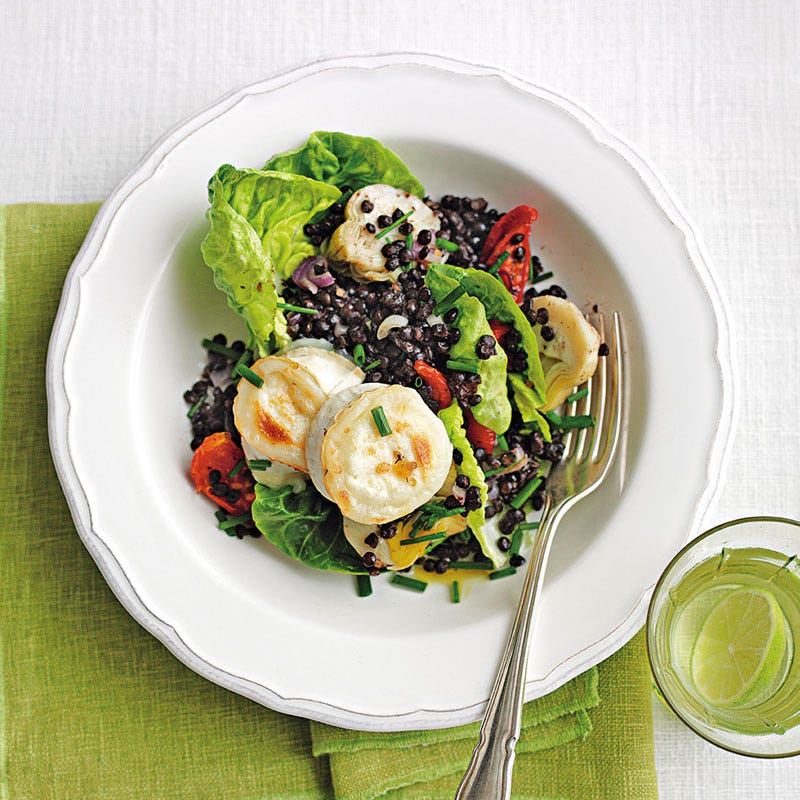 Linsensalat mit Artischocken und Ziegenkäse