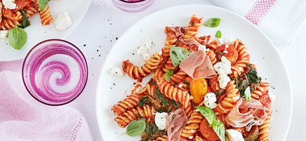 Tomato & Parma ham pasta bake