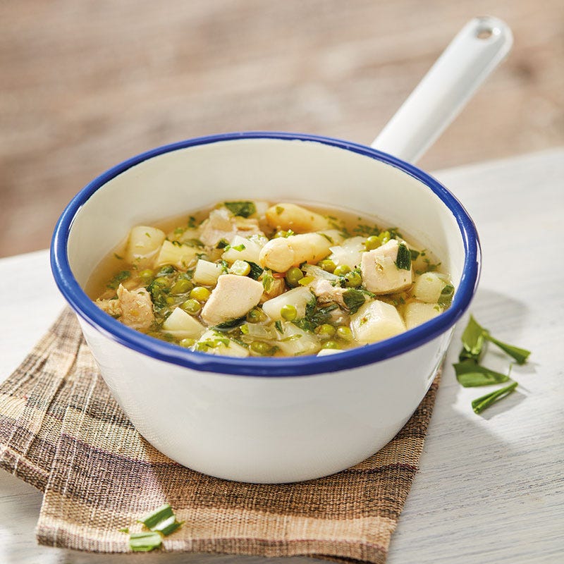Bärlauch-Spargel-Suppe mit Hähnchenbrust