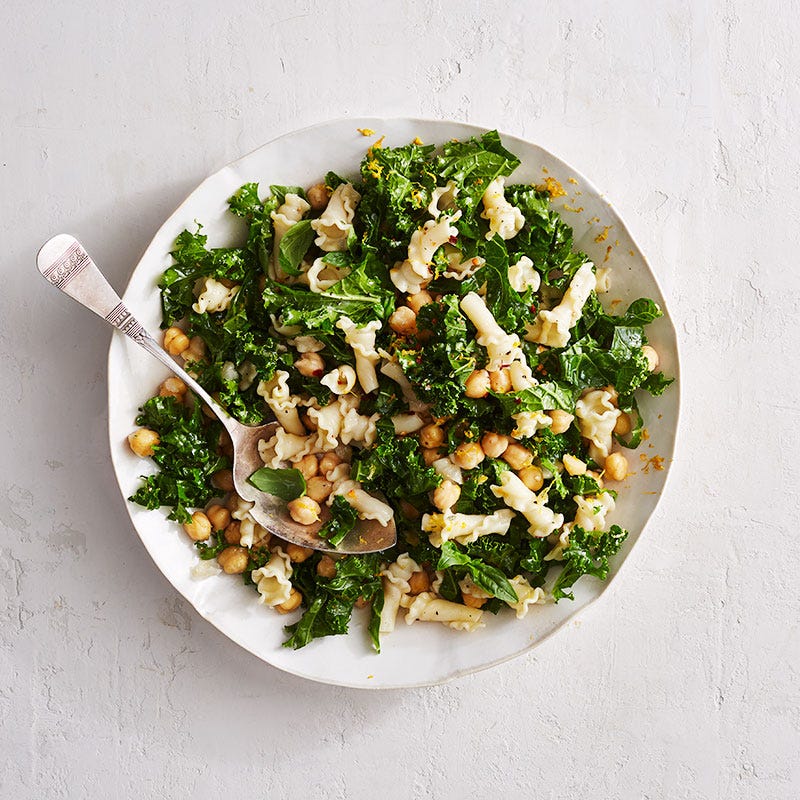 No-mayo pasta e ceci salad