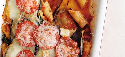 Gratin de pâtes à l'aubergine et à la tomate