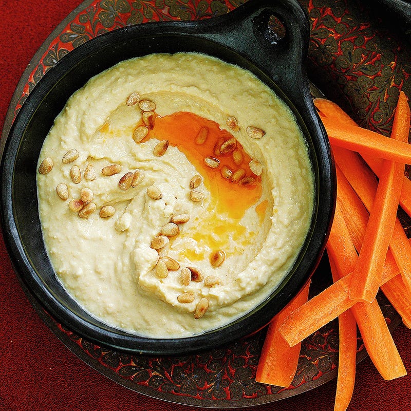 Photo de/du Houmous aux pignons de pins et huile de piment rouge par WW