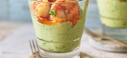 Feurige Garnelen mit Frischkäse-Avocado-Creme