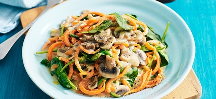 Zoodles with creamy mushrooms and spinach