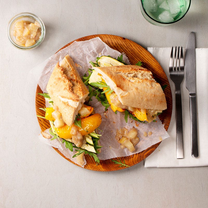 Steinofen-Sandwich mit geröstetem Gemüse
