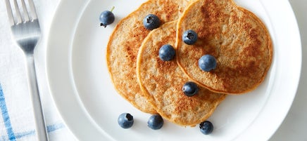 Crêpes au beurre d’arachide, à la banane et au lait d’amande