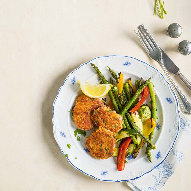 Timjan- och citronpanerad fläskfilé med frästa grönsaker