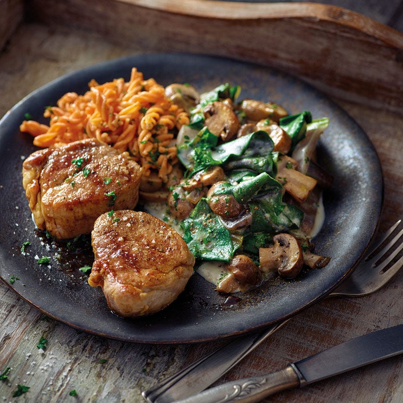 Linsen-Fusilli mit Schweinsmedaillons / Linsennudeln mit Schweinemedaillons