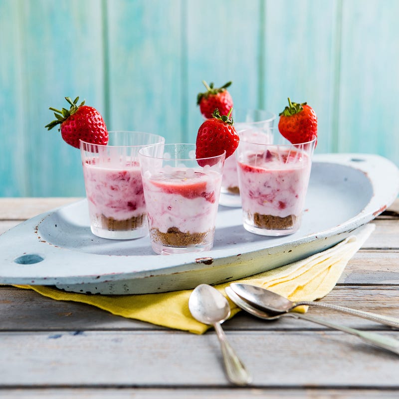 Photo of Mini strawberry cheesecakes by WW