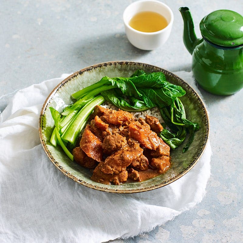 Slow-cooker red pork curry