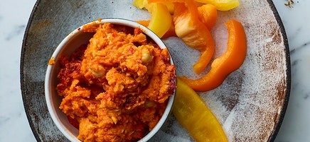 Morots- och harissahummus